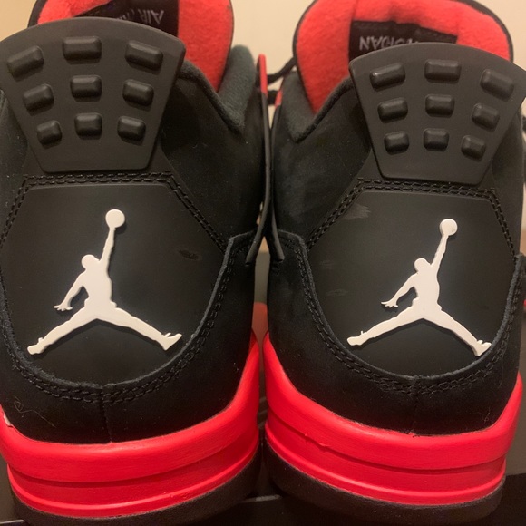 Air Jordan 4 “Red Thunder” - Picture 3 of 9